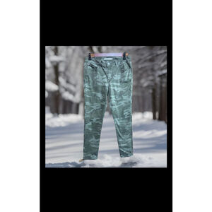 Women's Levi's Skinny Ankle Jeans Size 29 Green Camo soft comfortable